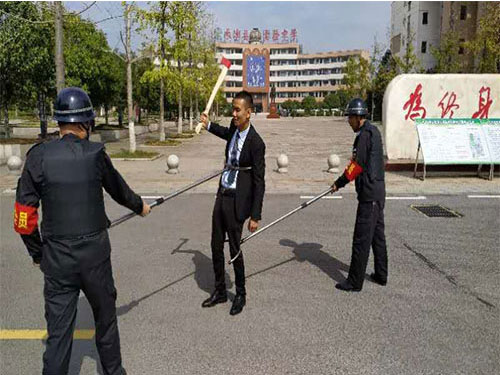 湖南保安服務,墻外高空清洗服務,湖南保利天創物業發展有限公司