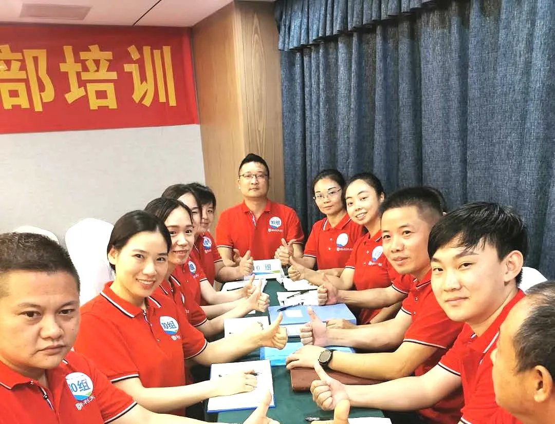 湖南保安服務,墻外高空清洗服務,湖南保利天創物業發展有限公司 湖南保安服務,墻外高空清洗服務,湖南保利天創物業發展有限公司
