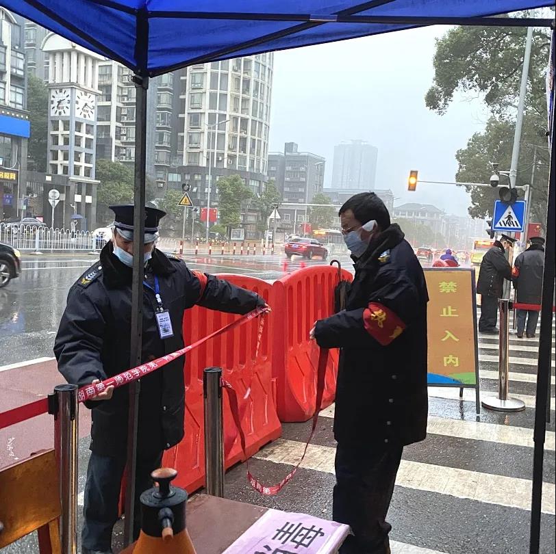 湖南保安服務,墻外高空清洗服務,湖南保利天創物業發展有限公司