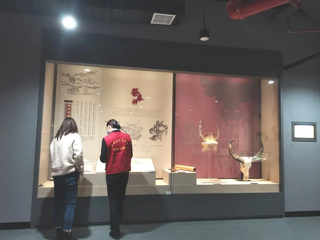 湖南保安服務,墻外高空清洗服務,湖南保利天創(chuàng)物業(yè)發(fā)展有限公司