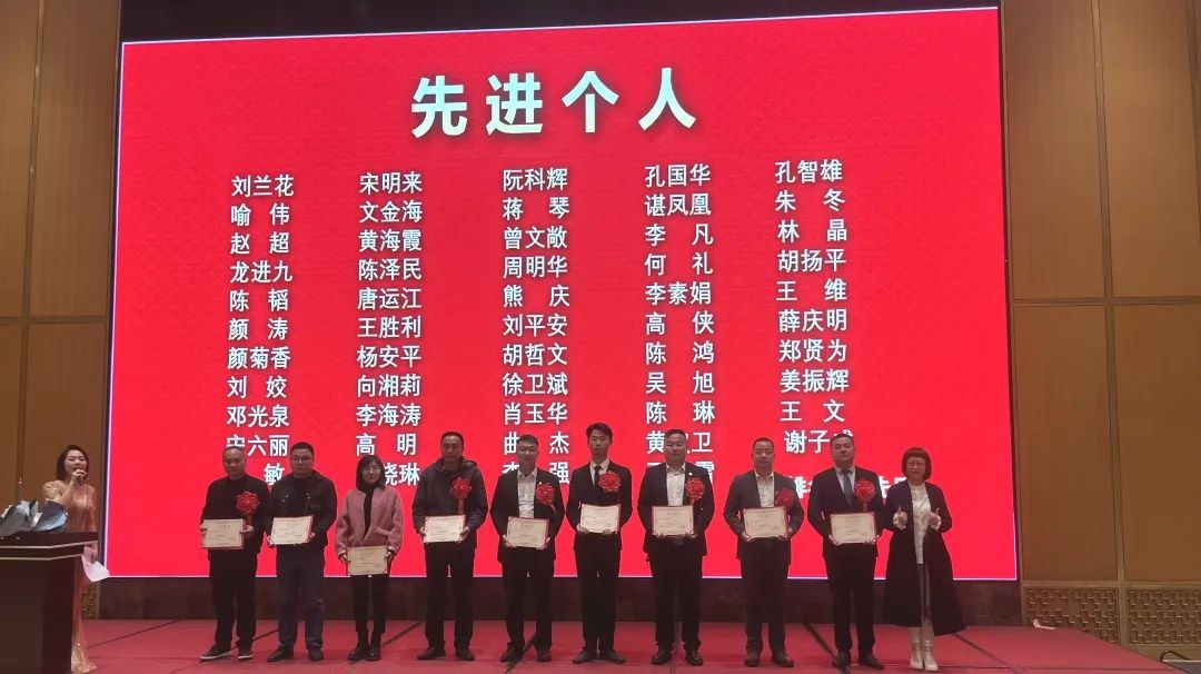 湖南保安服務,墻外高空清洗服務,湖南保利天創物業發展有限公司