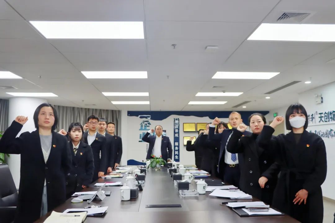 湖南保安服務,墻外高空清洗服務,湖南保利天創物業發展有限公司